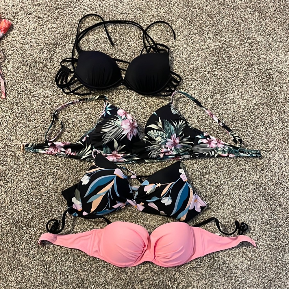 4 bathing suit tops 2-Shade & shore 1-hula Honey last one no name brand